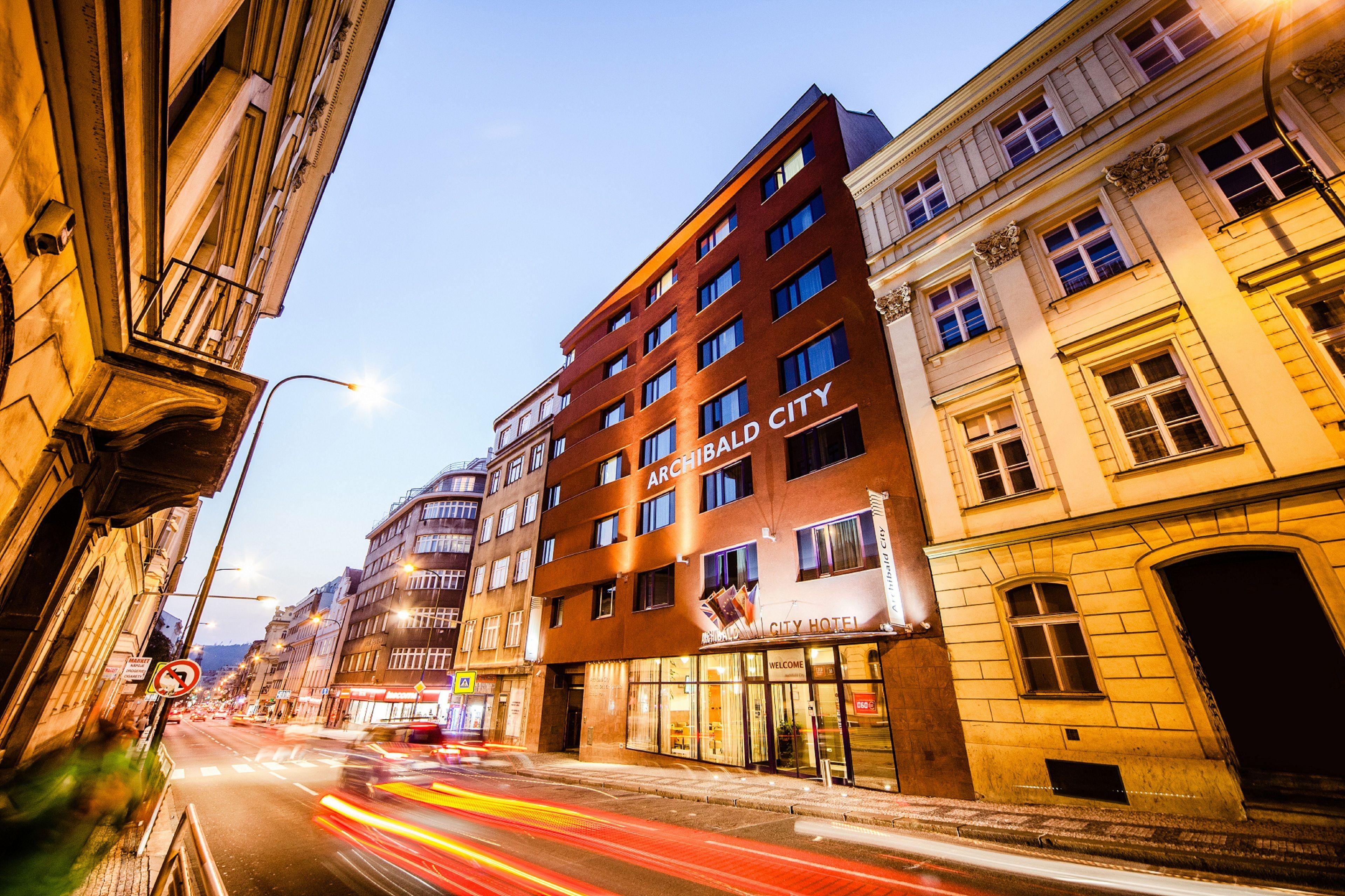 Archibald City, Prague